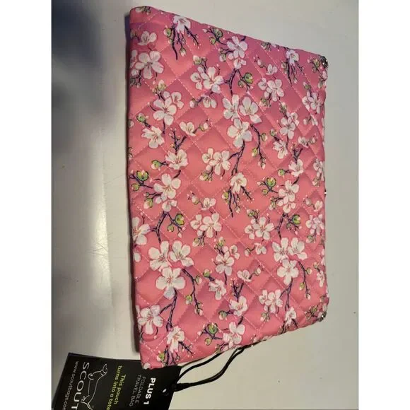 Scout Tote and Pouch - Picture 6 of 6